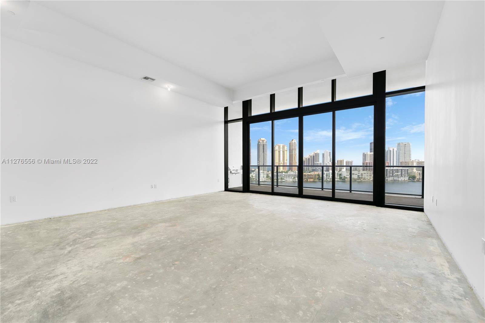 PRIVE CONDO - Residential