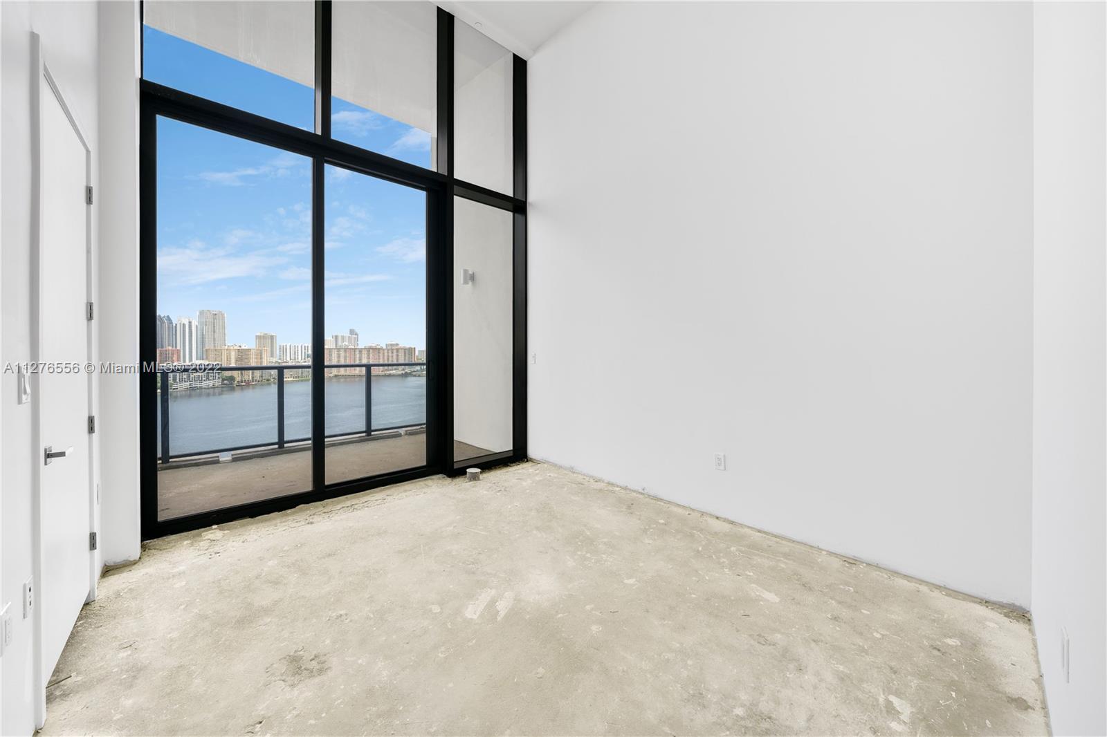 PRIVE CONDO - Residential