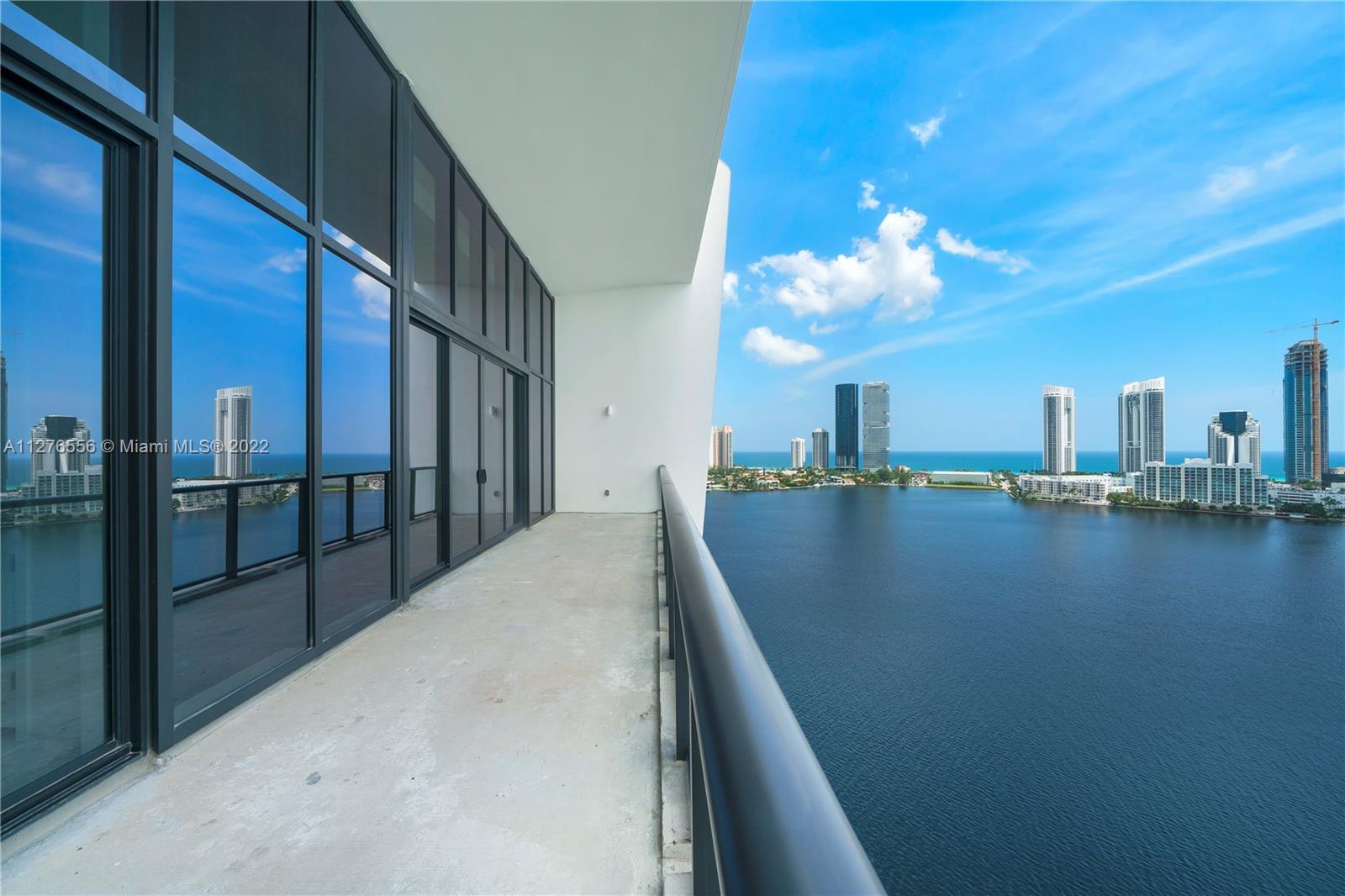 PRIVE CONDO - Residential