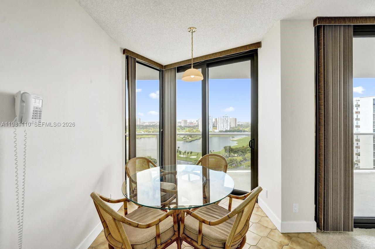 HAMPTONS WEST CONDO - Residential