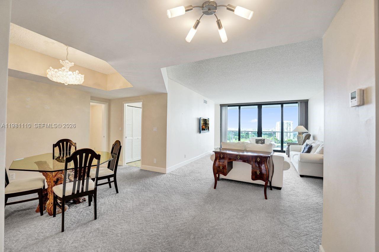 HAMPTONS WEST CONDO - Residential