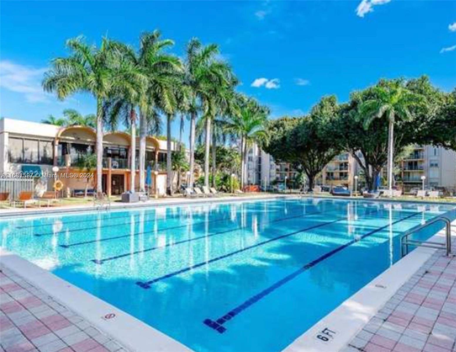 THE FOUNTAINS AT FONTAINE - Residential Lease