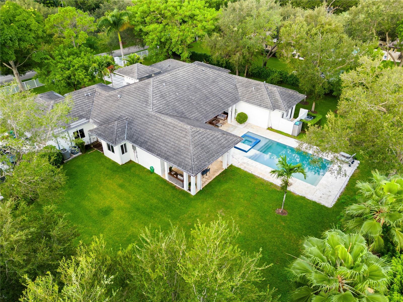 PINE TREE ESTATES - Residential