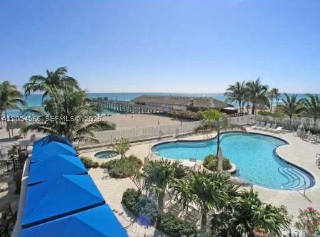 LA PERLA CONDO - Residential Lease