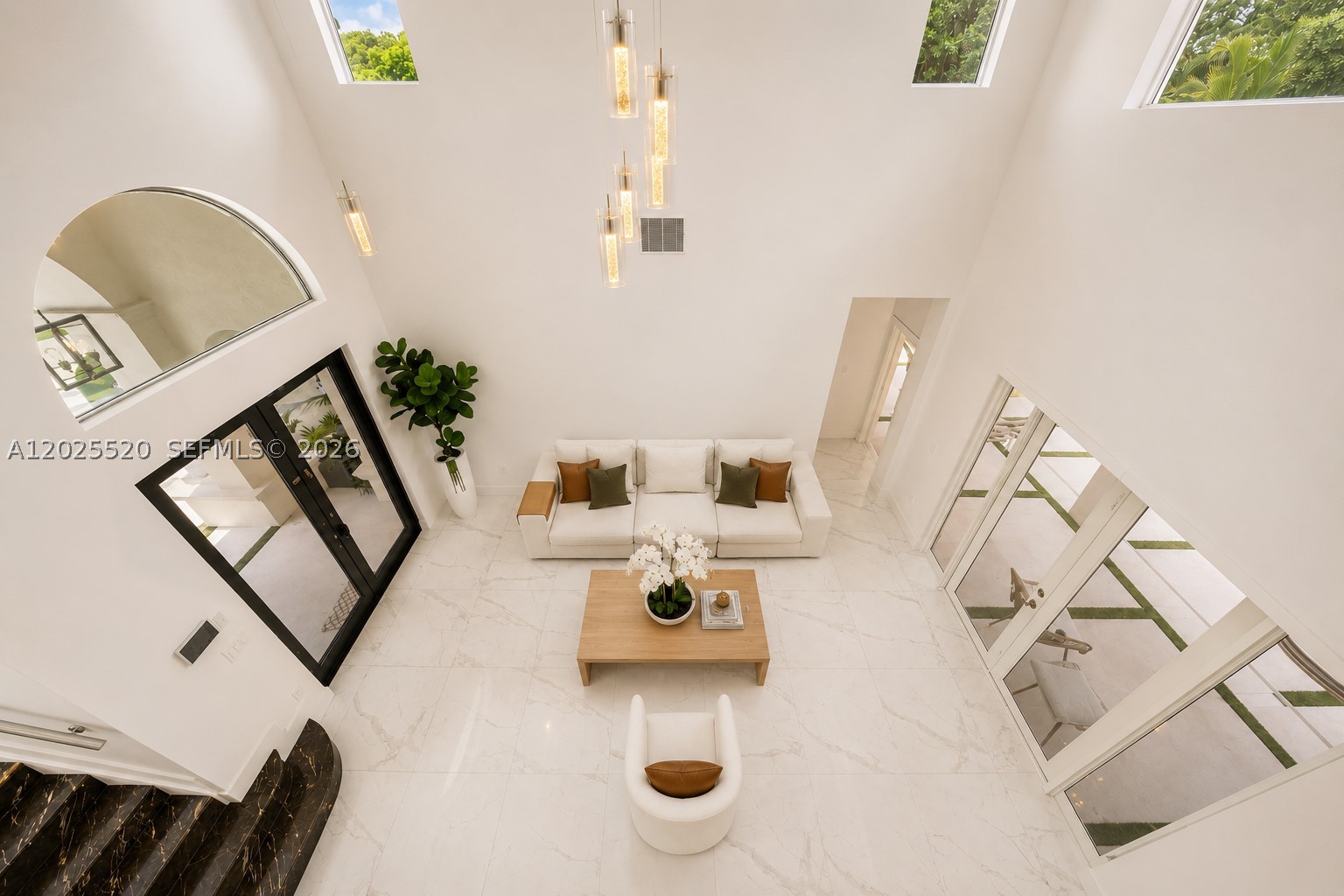 SILVERCEST LAKE ESTATES 1 - Residential