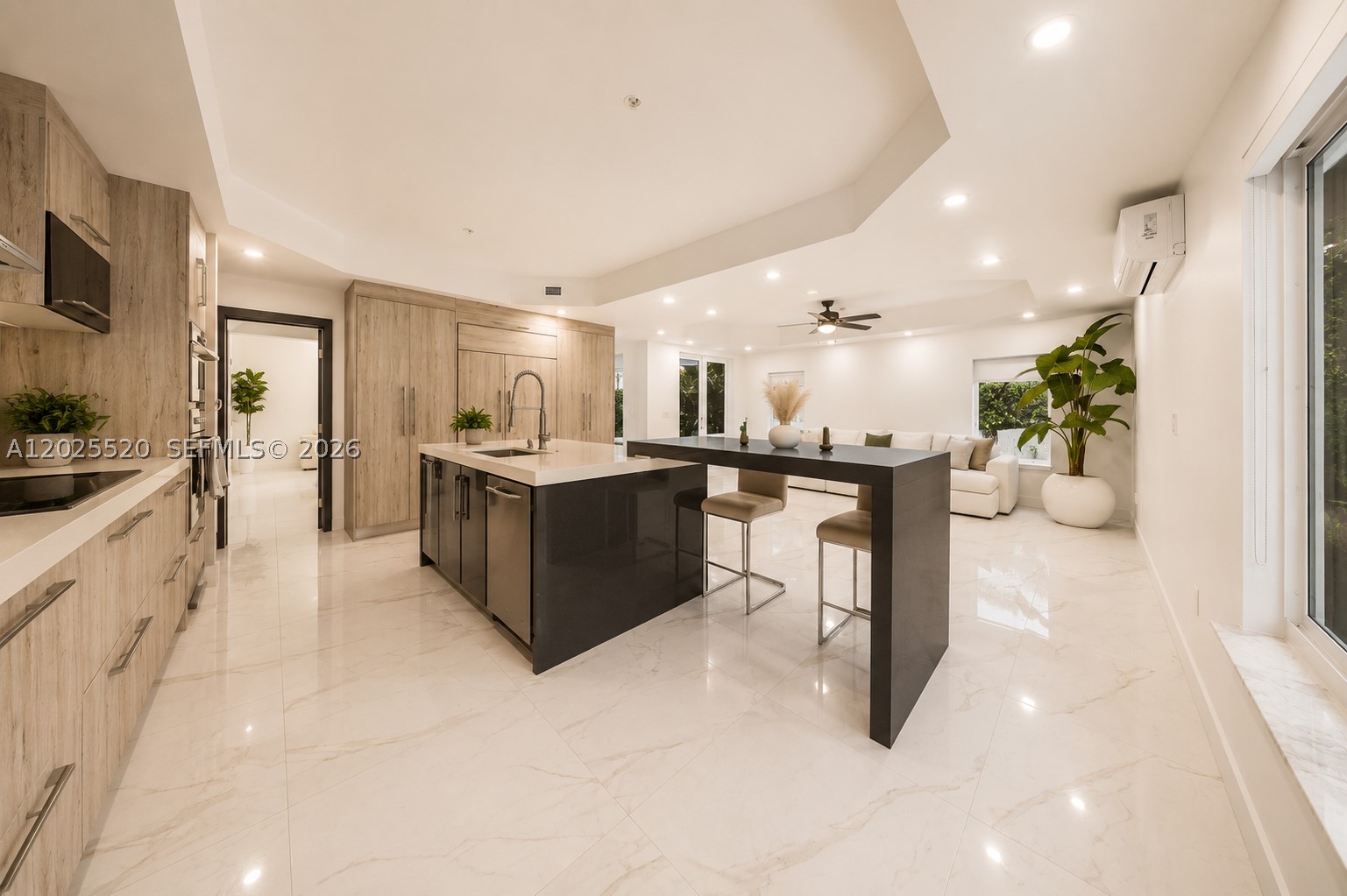 SILVERCEST LAKE ESTATES 1 - Residential