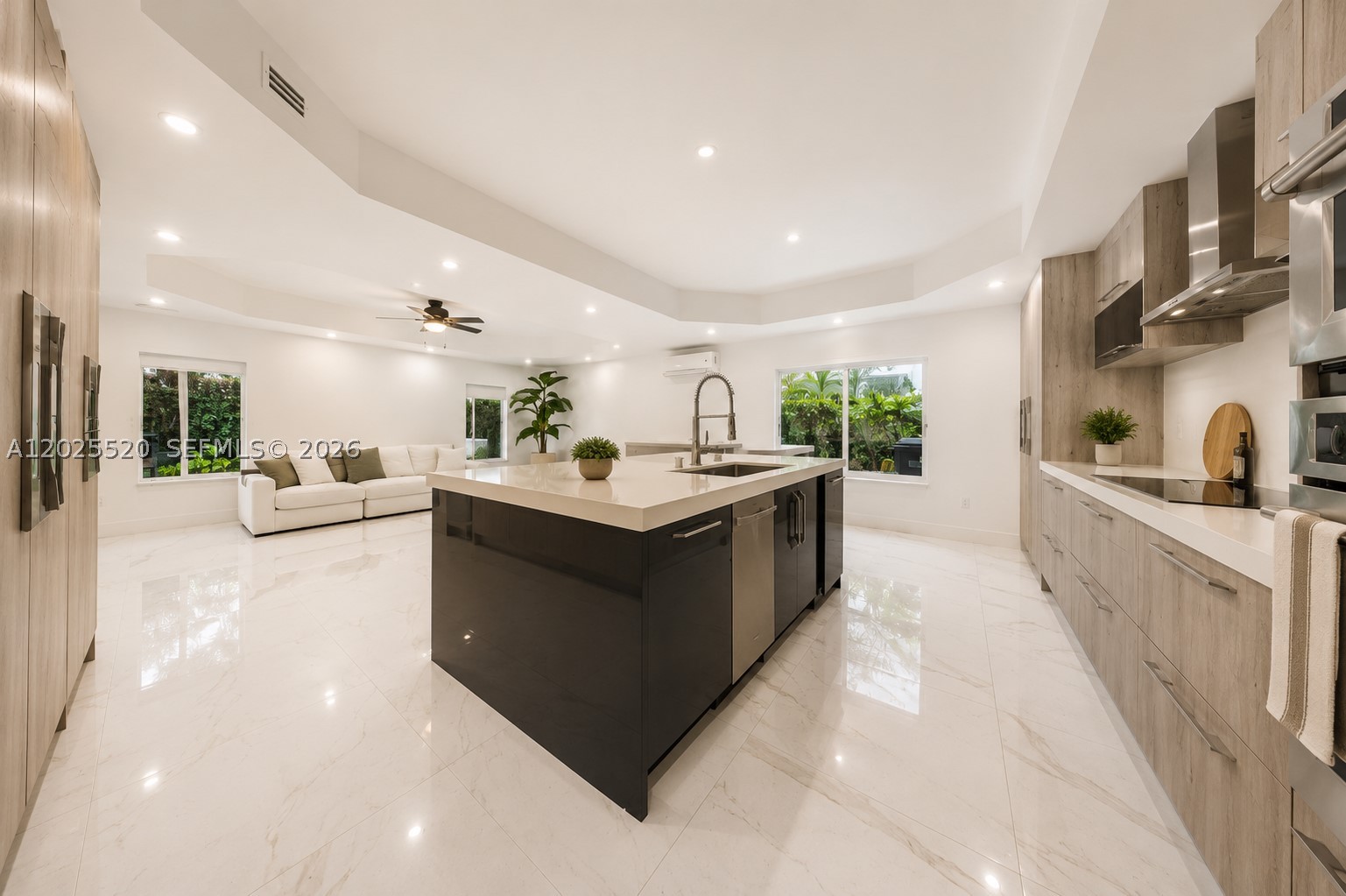 SILVERCEST LAKE ESTATES 1 - Residential