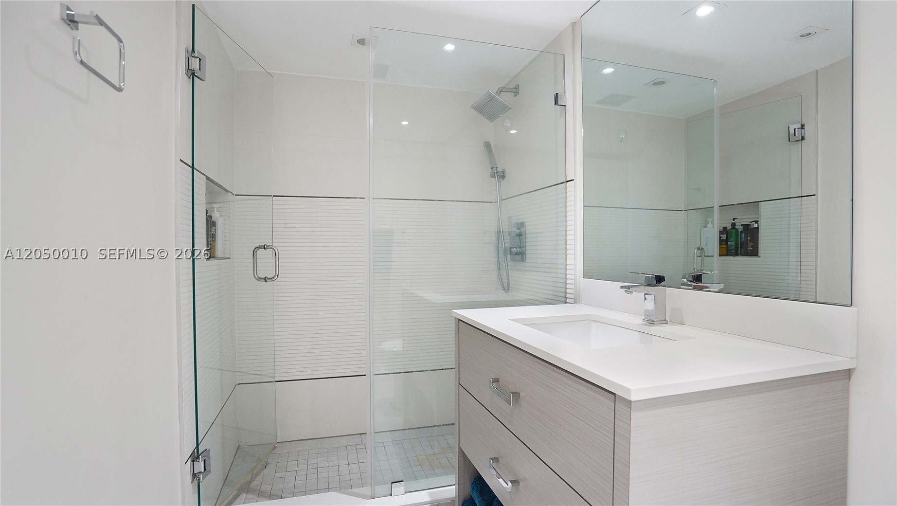 VENDOME PLACE CONDO - Residential