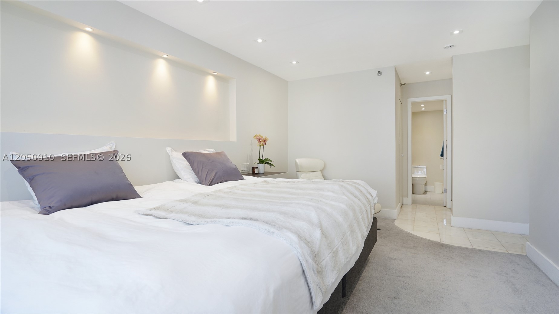 VENDOME PLACE CONDO - Residential