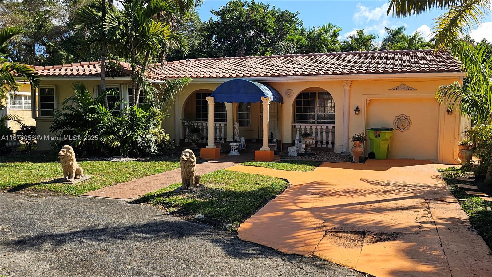HOMEDALE - Residential