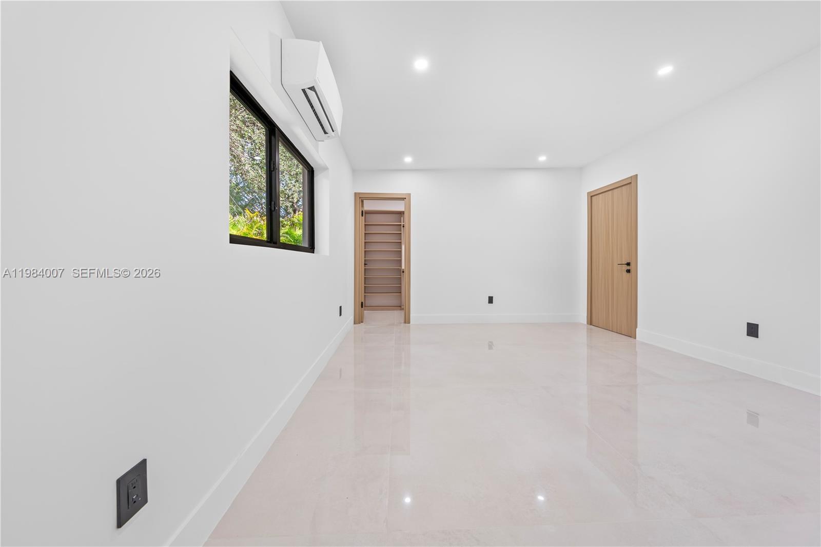 GRIFFING BISCAYNE PK ESTA - Residential