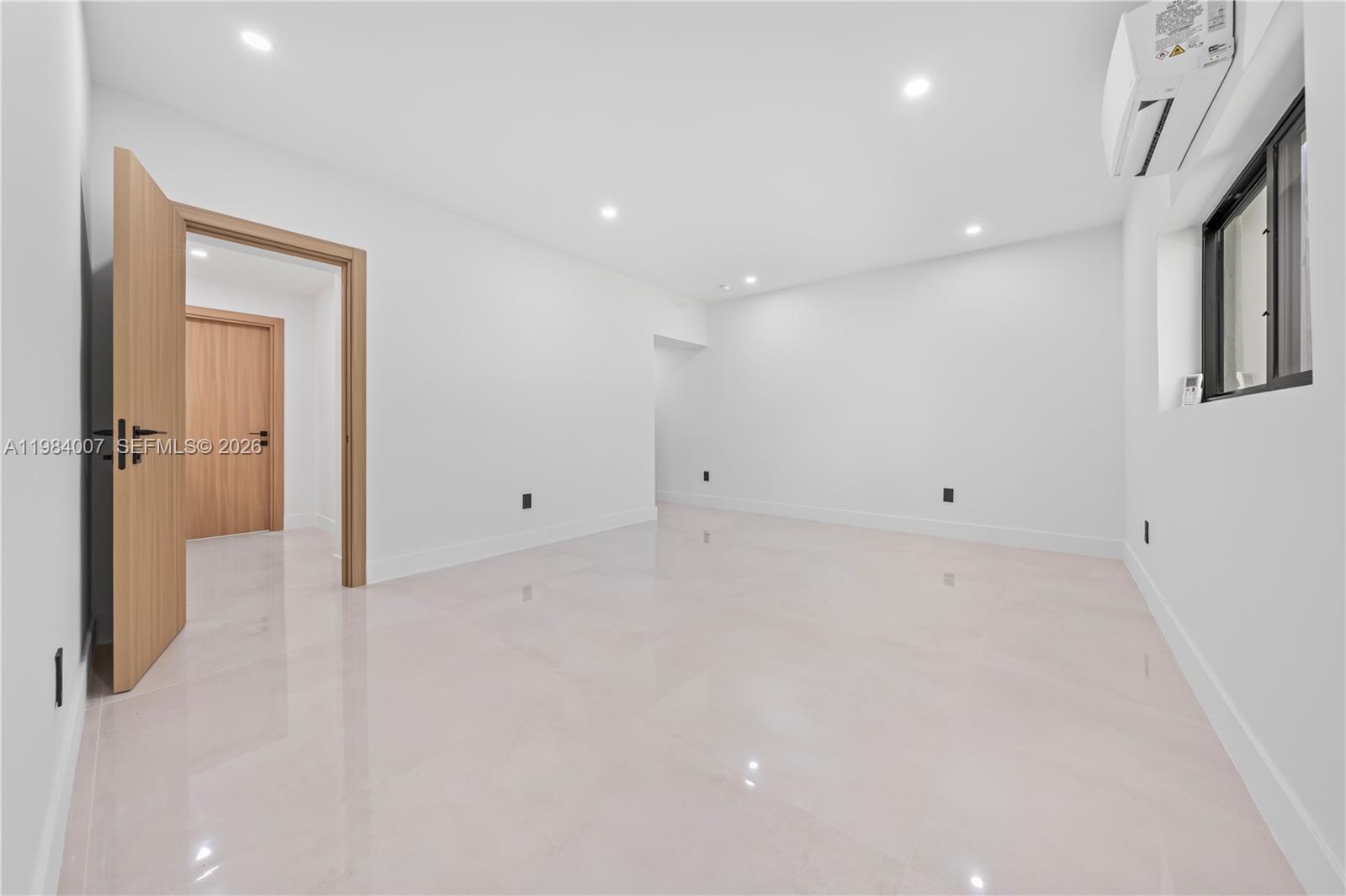 GRIFFING BISCAYNE PK ESTA - Residential