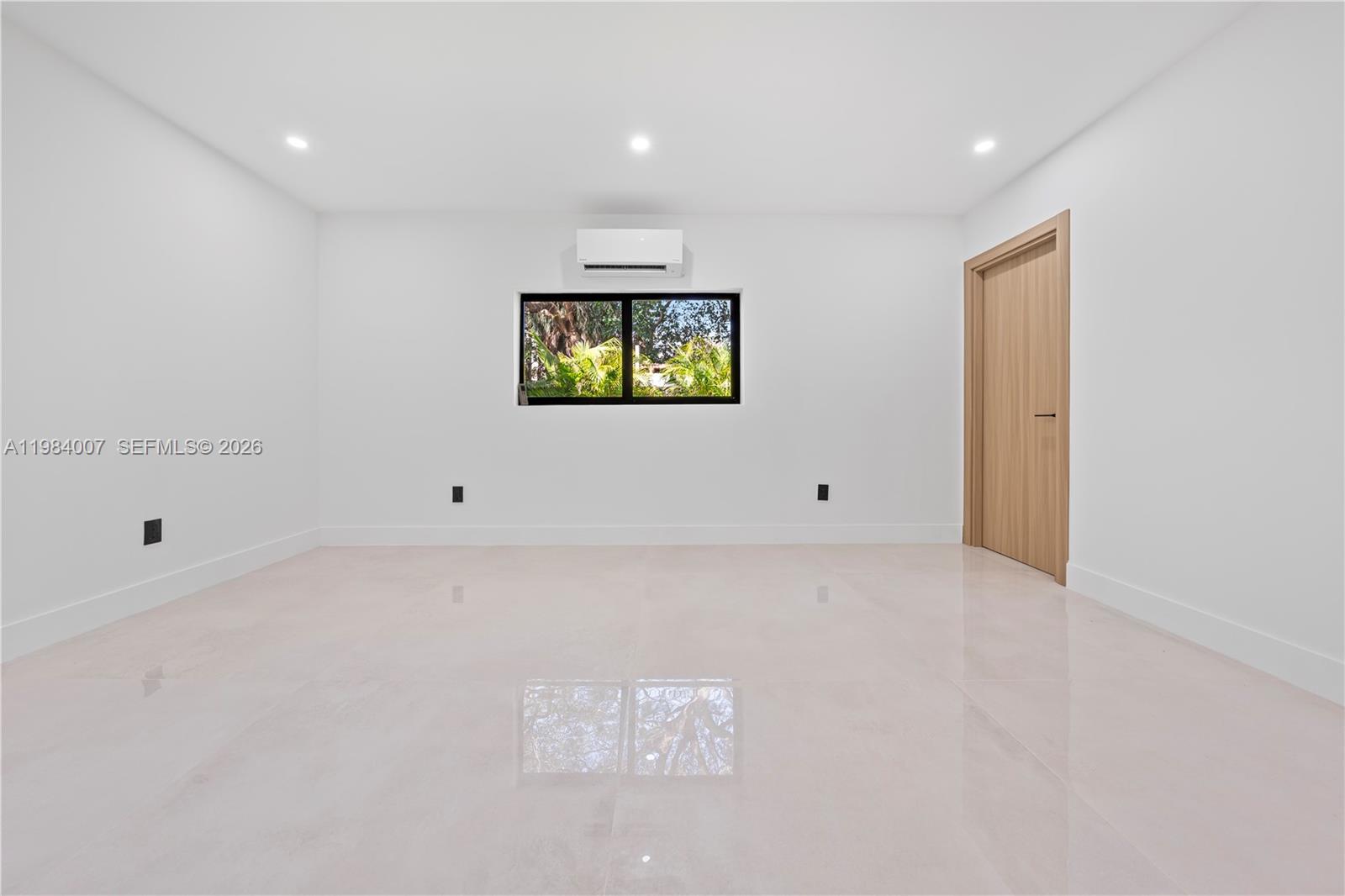 GRIFFING BISCAYNE PK ESTA - Residential