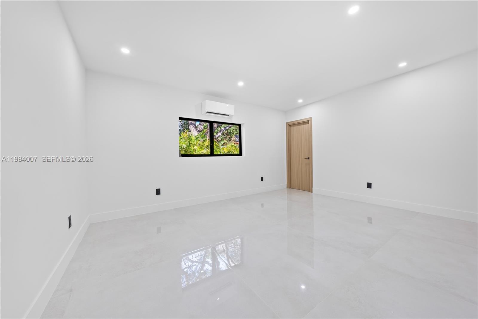 GRIFFING BISCAYNE PK ESTA - Residential