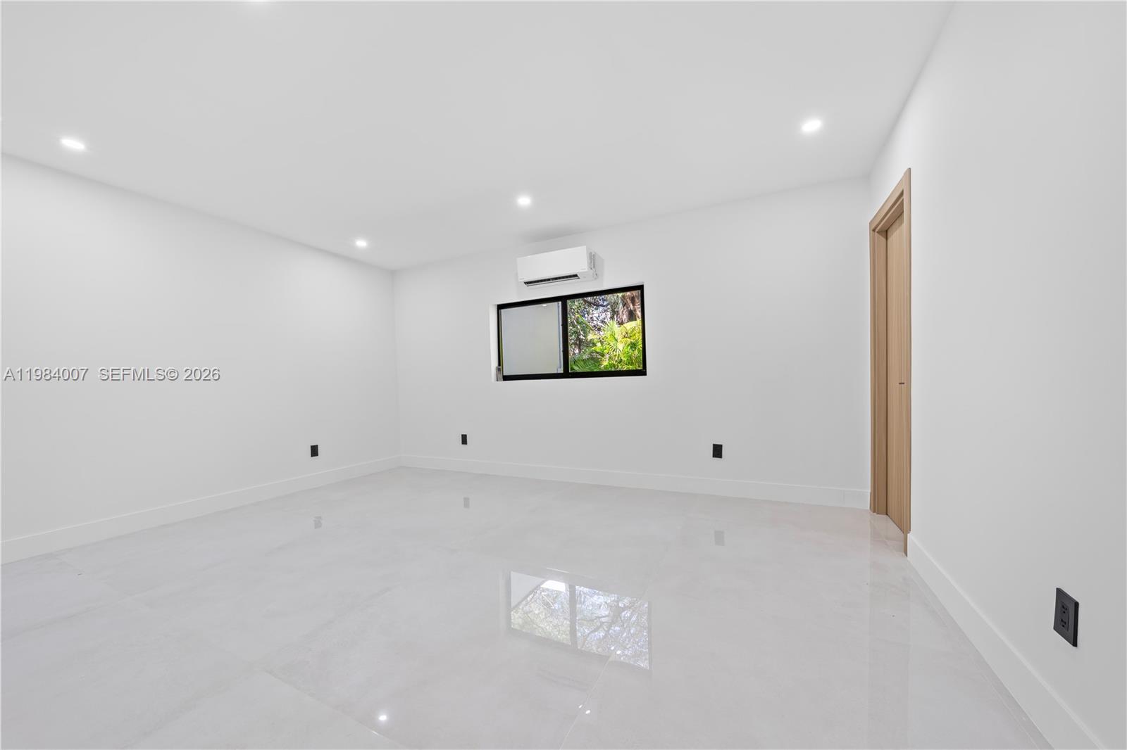GRIFFING BISCAYNE PK ESTA - Residential