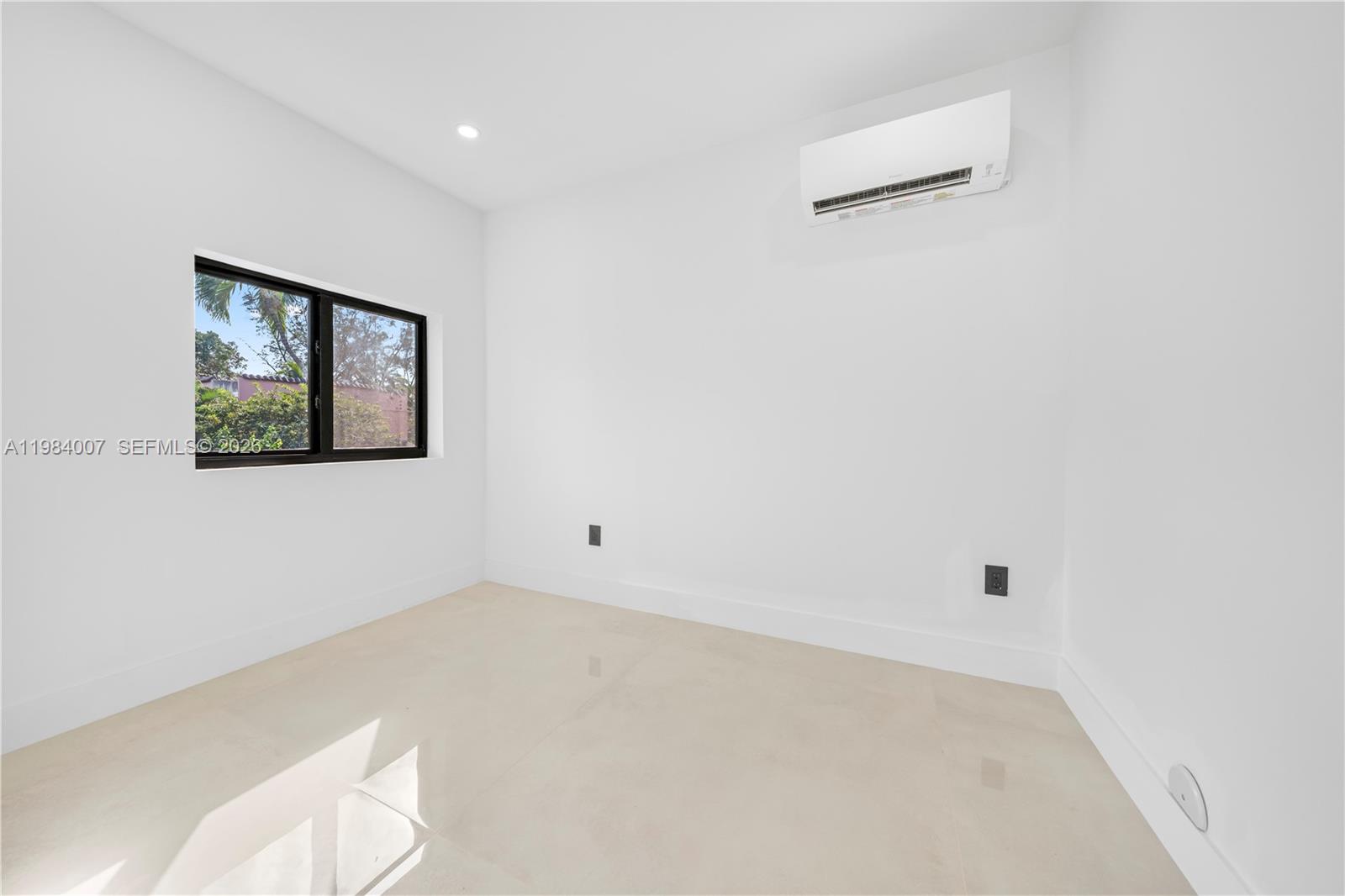 GRIFFING BISCAYNE PK ESTA - Residential