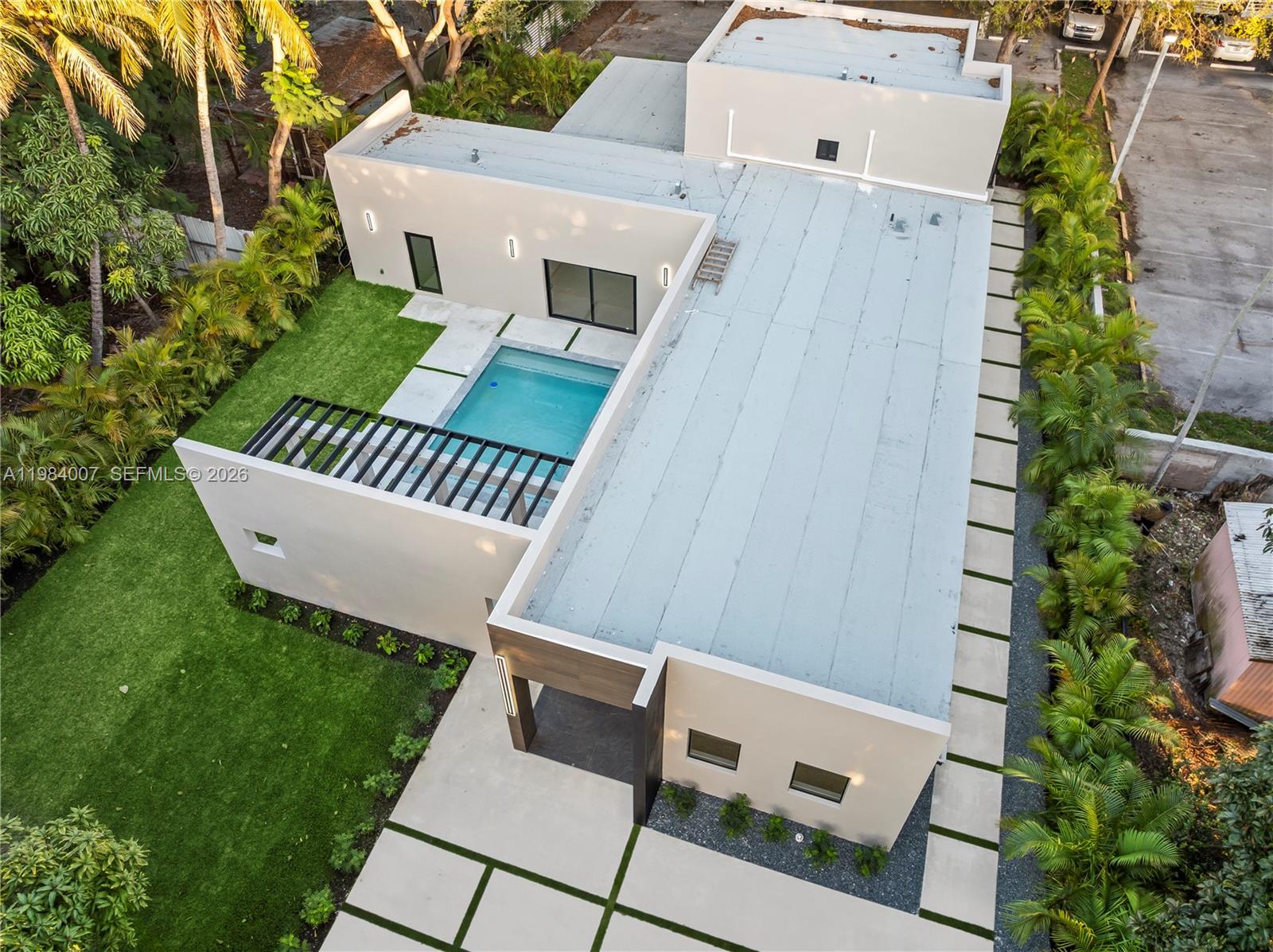 GRIFFING BISCAYNE PK ESTA - Residential