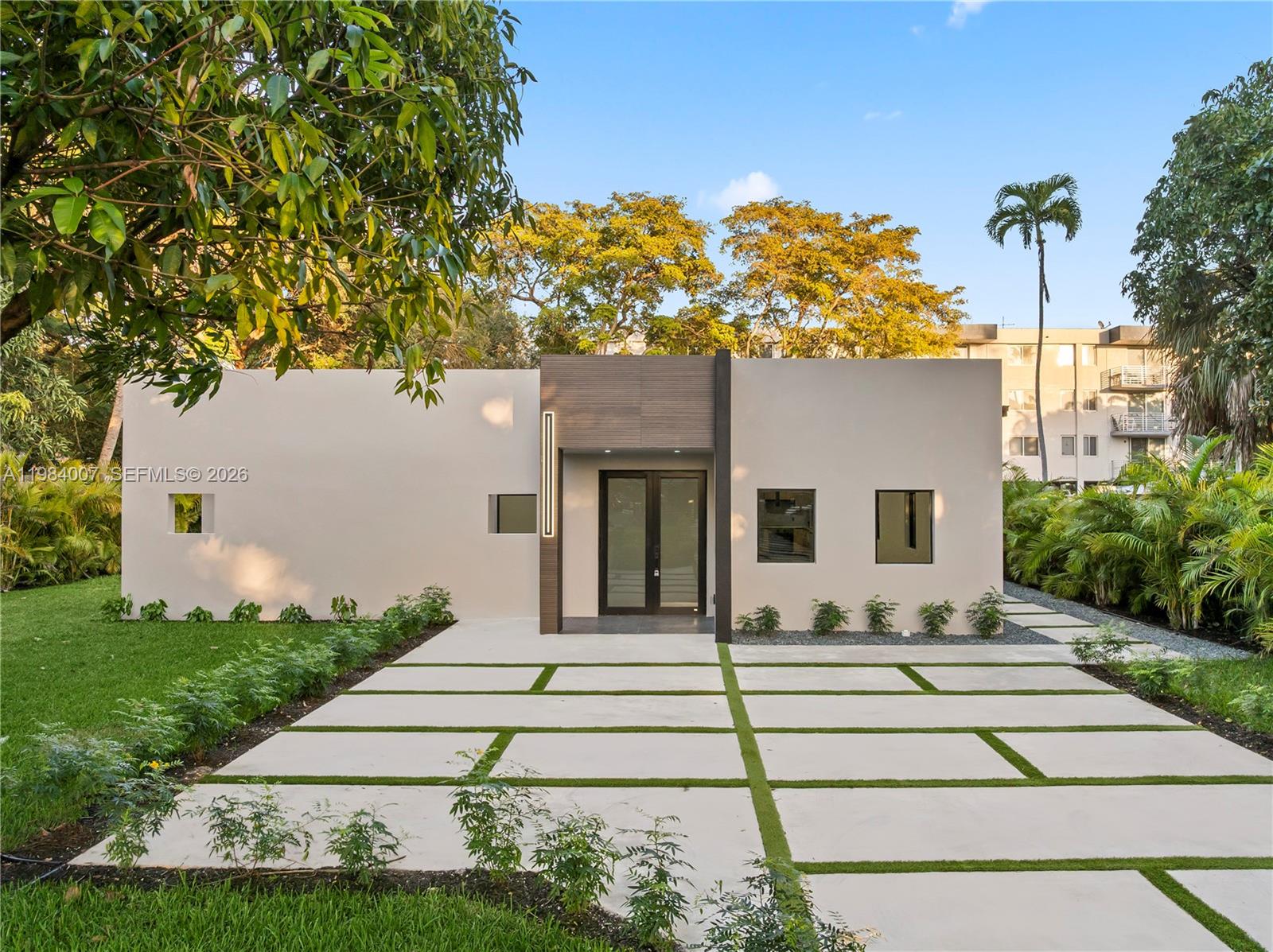 GRIFFING BISCAYNE PK ESTA - Residential