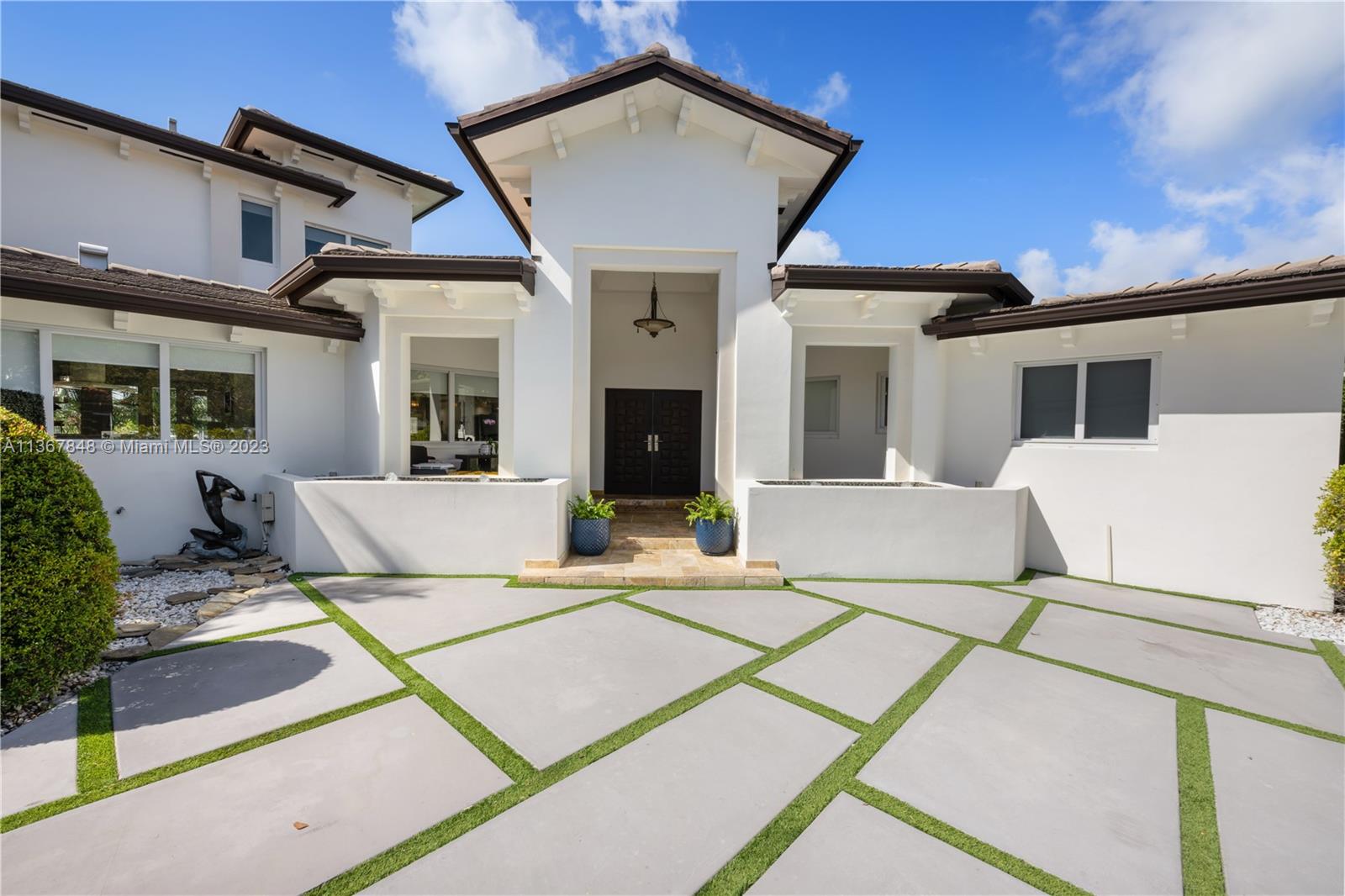 BISCAYNE POINT - Residential