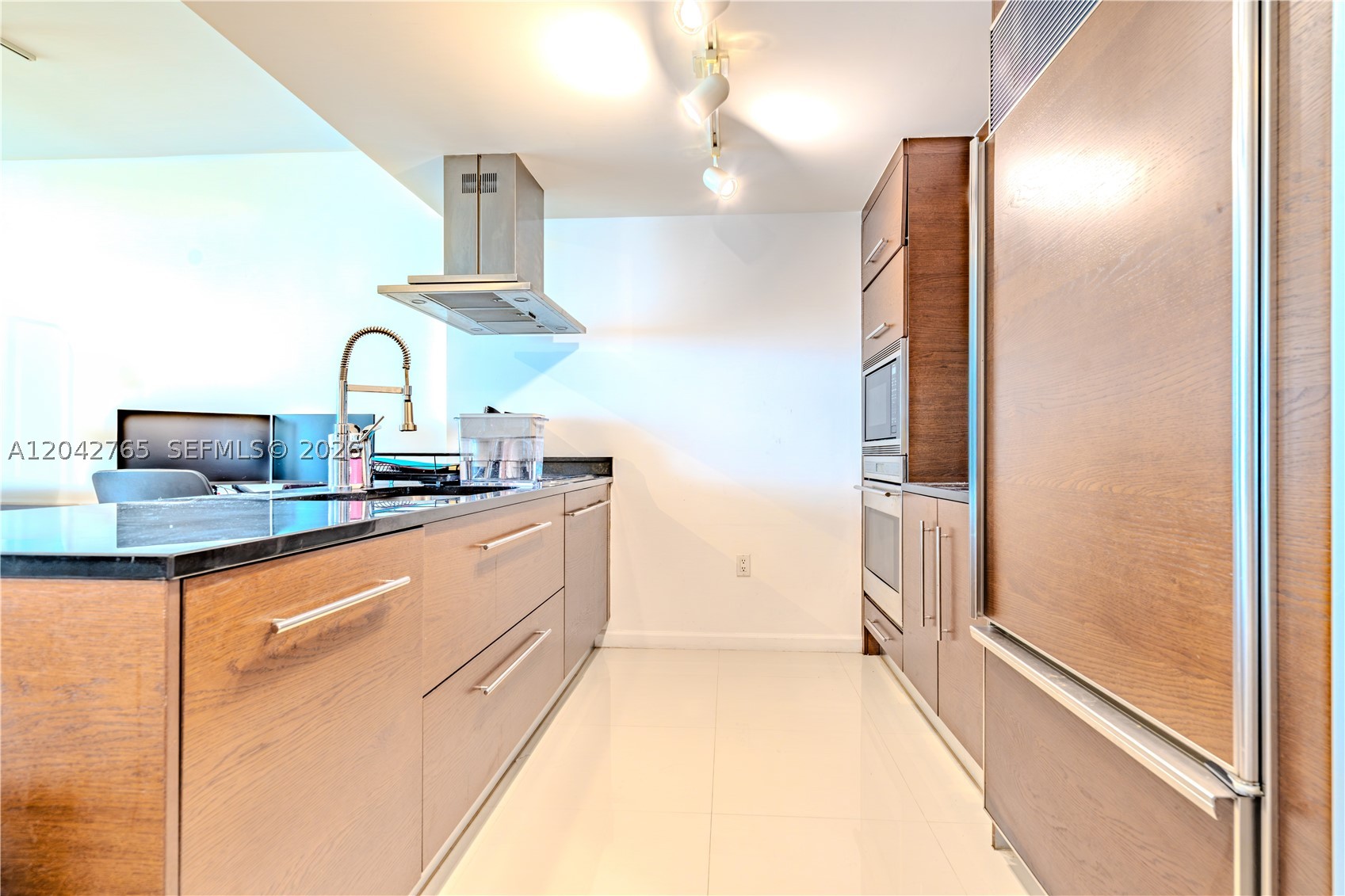 ICON BRICKELL NO TWO - Residential Lease