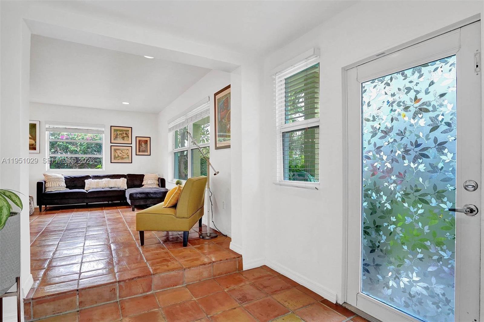 TREASURE ISLAND - Residential