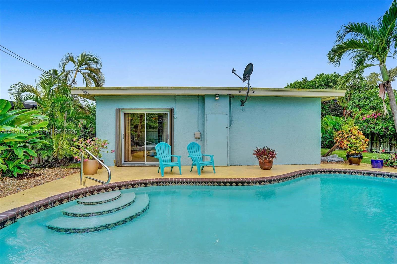 TREASURE ISLAND - Residential