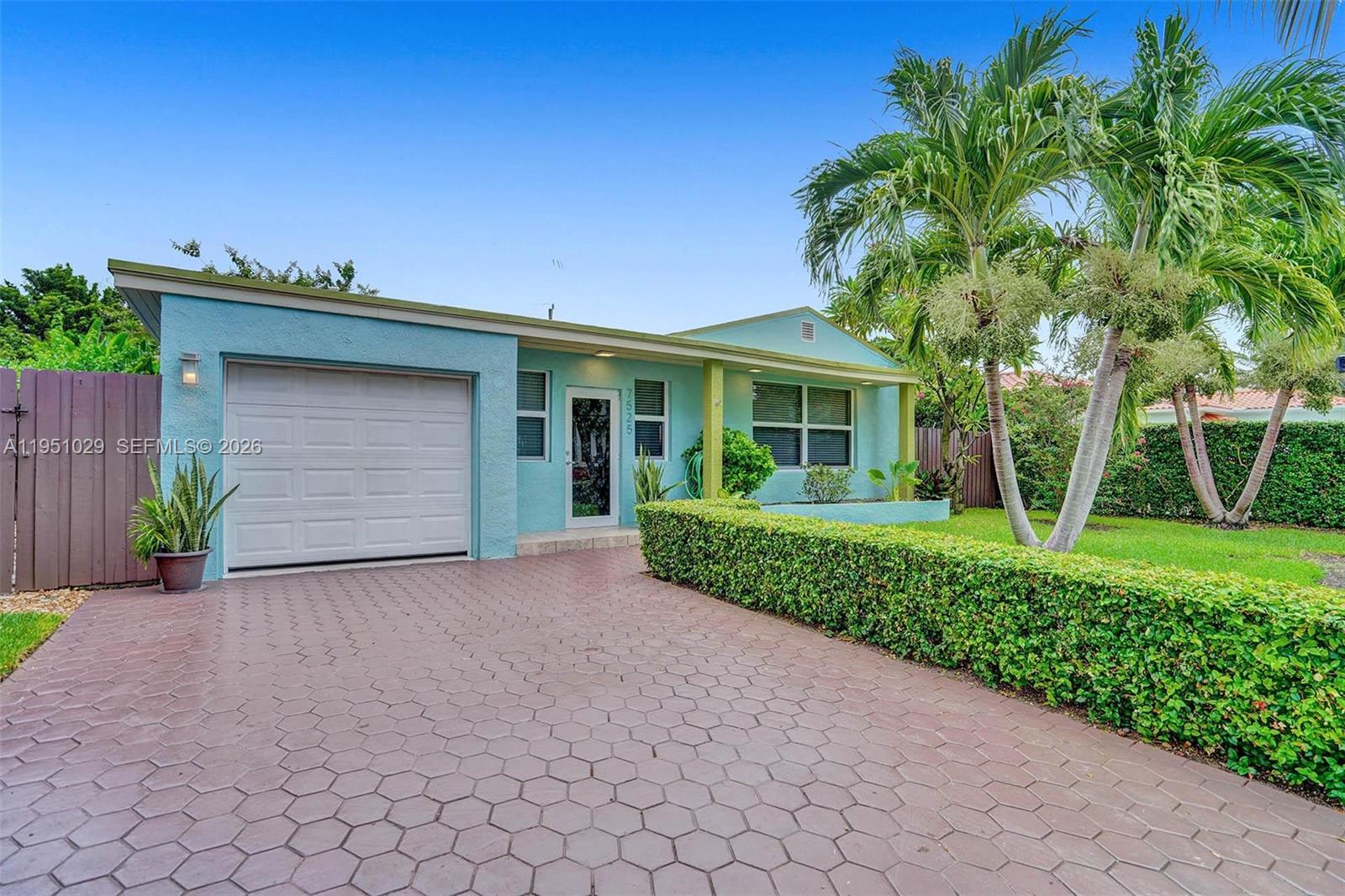 TREASURE ISLAND - Residential