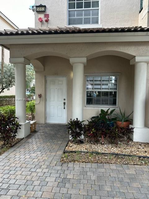BACK IN THE MARKET!   A true gem at Las Brisas at Doral! This beautiful 3 Bedrooms 2 Bathroom first-floor corner unit with many upgrades including modern blinds, a renovated master bathroom, granite kitchen countertop, and stainless steel appliances.  Big screen enclosed balcony with deposit room.  Community with many amenities including a Pool, Tennis Court, Gym, and private guard.  Easy access to highways and A's schools.