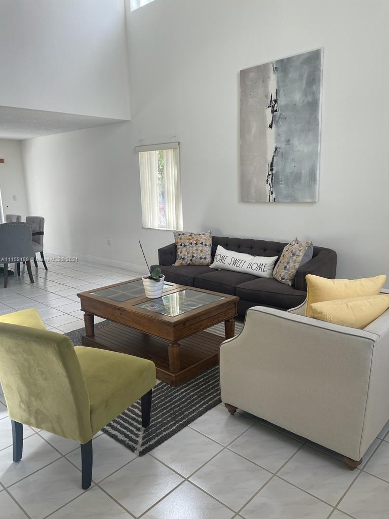WEITZER HAMMOCKS HOMES SE - Residential
