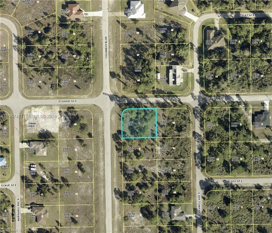 LEHIGH ACRES - Land