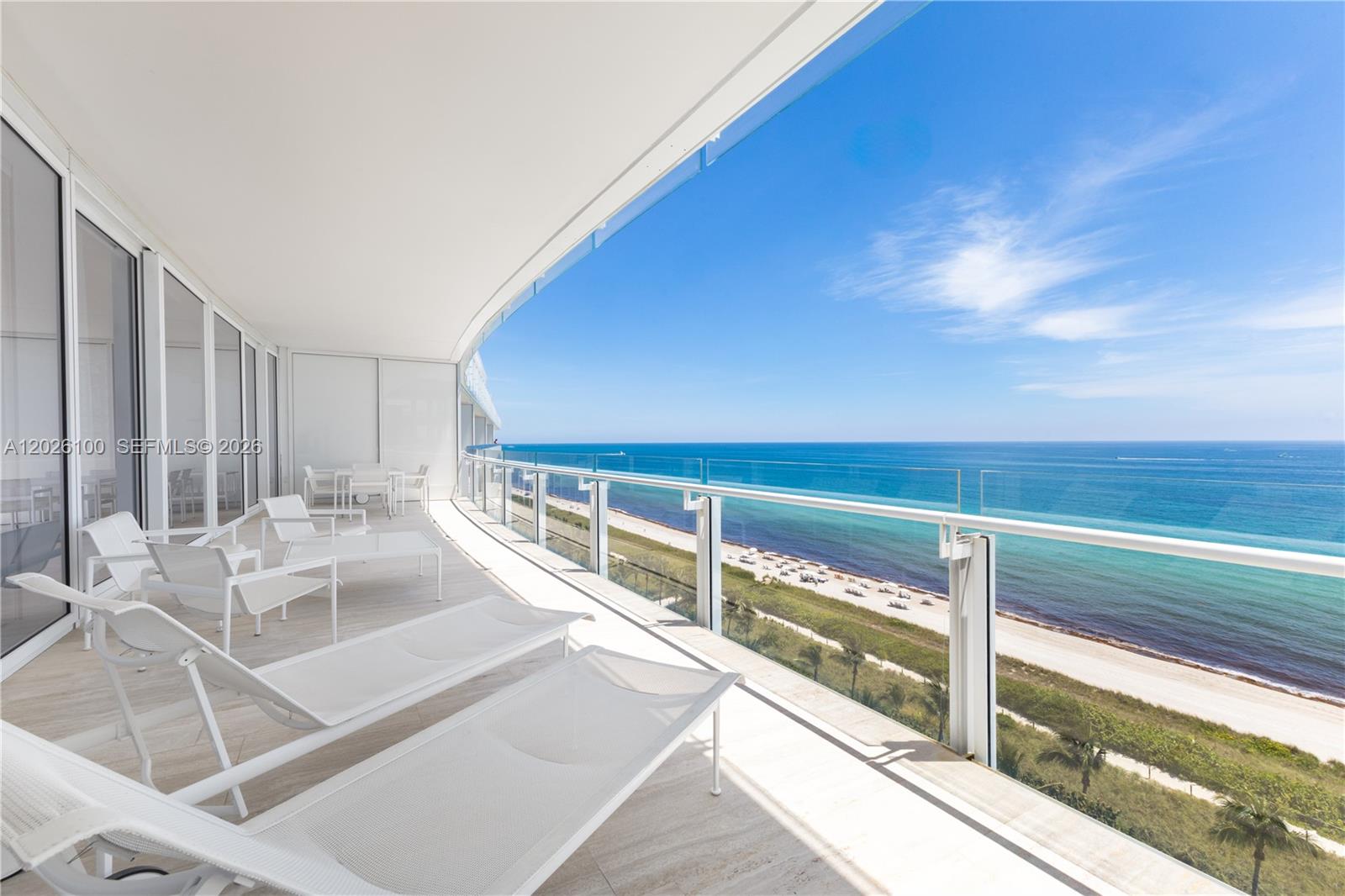 SURF CLUB CONDO - Residential