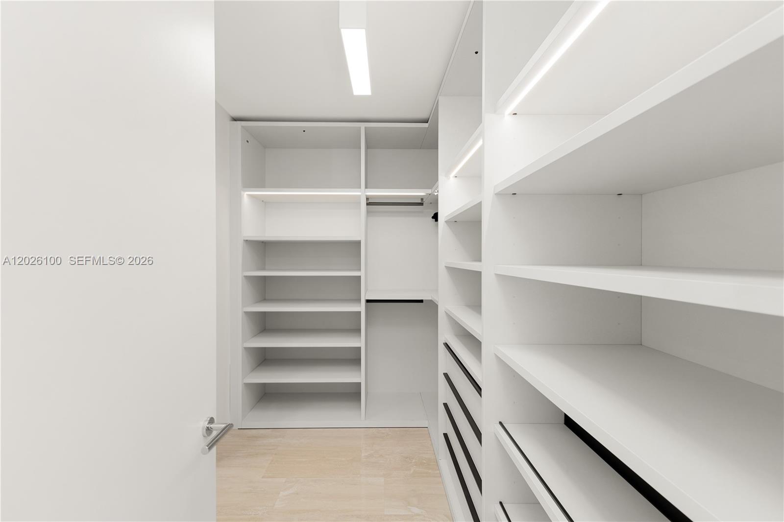SURF CLUB CONDO - Residential