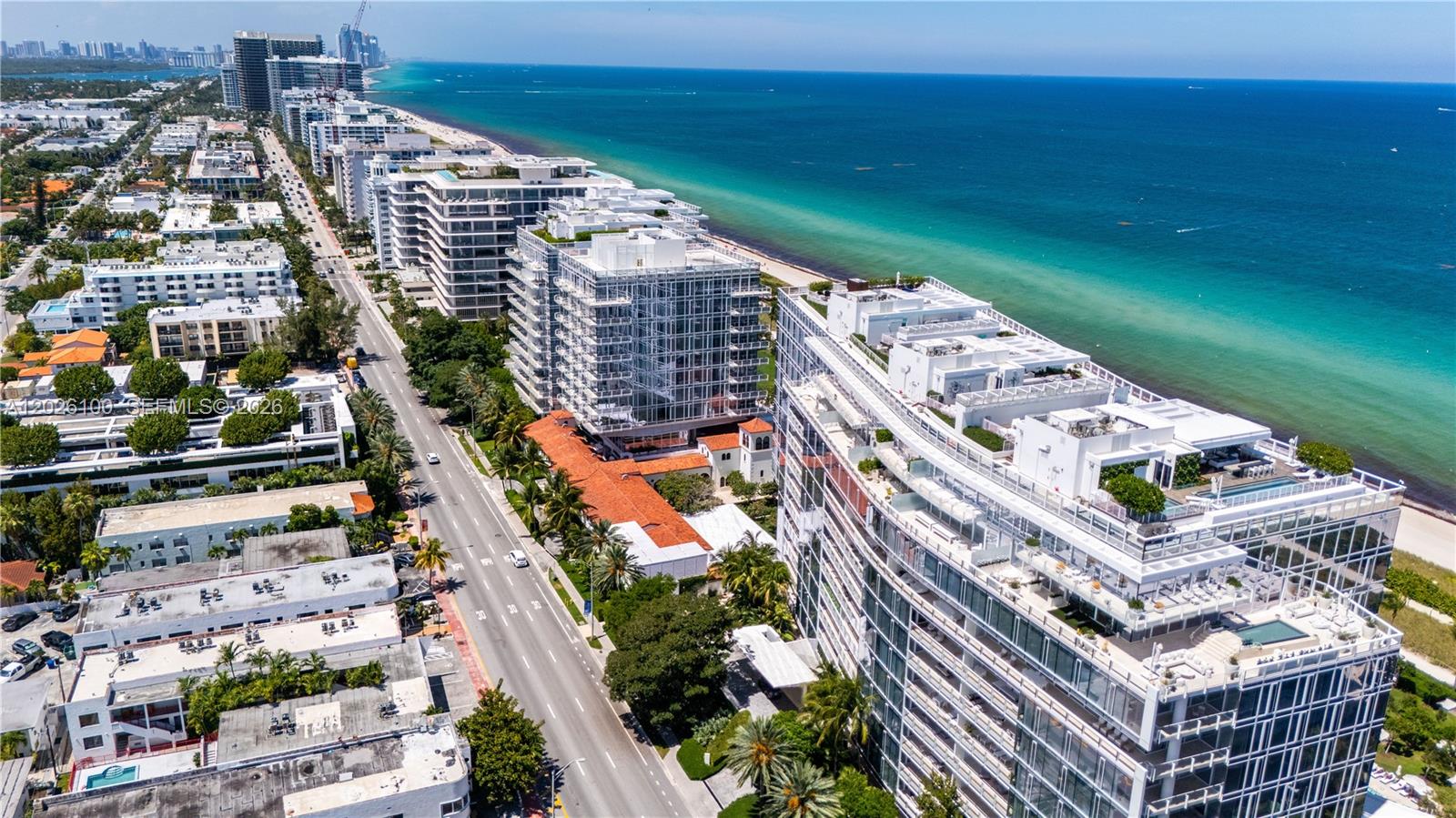 SURF CLUB CONDO - Residential