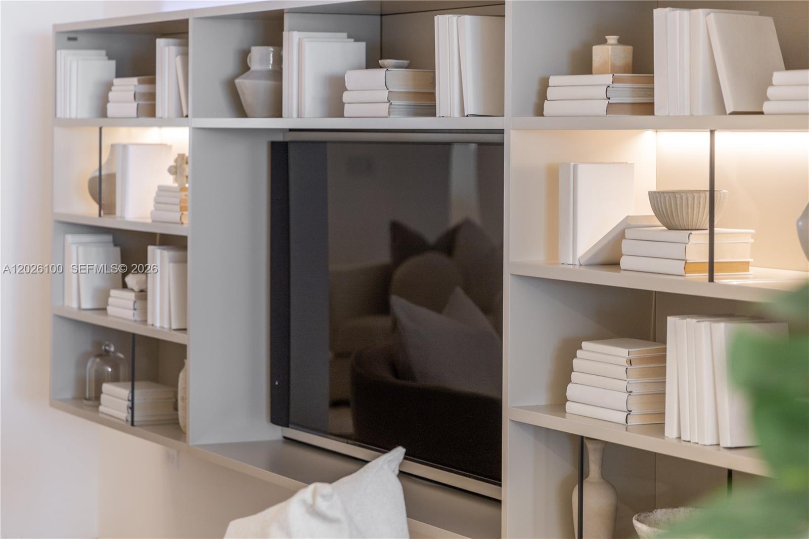 SURF CLUB CONDO - Residential