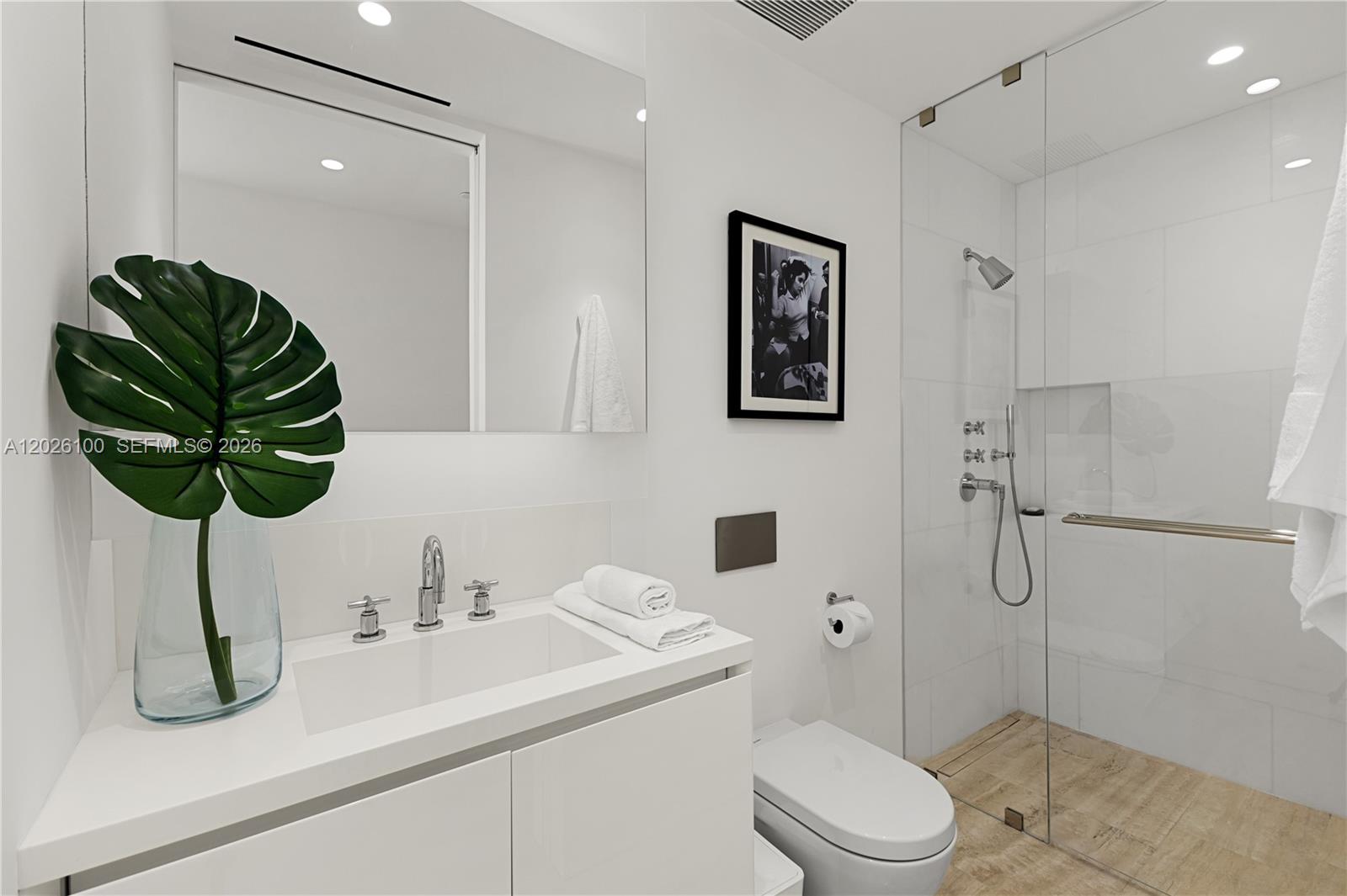SURF CLUB CONDO - Residential