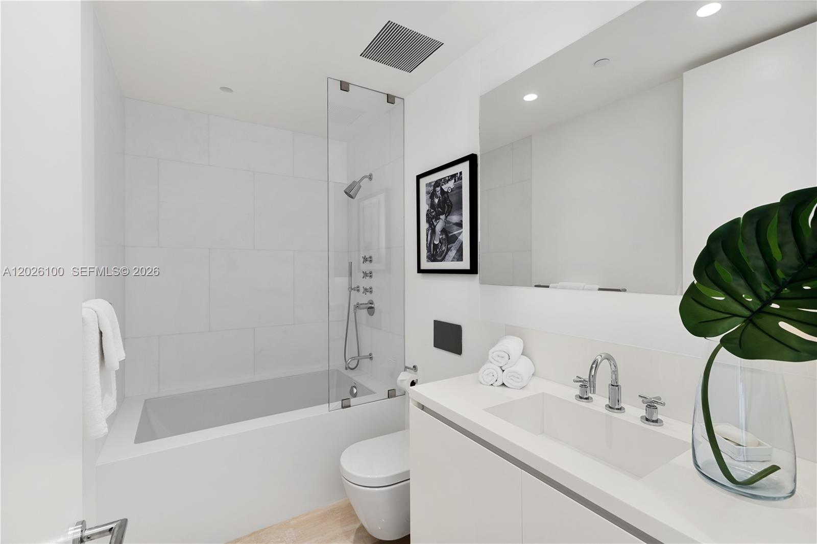 SURF CLUB CONDO - Residential