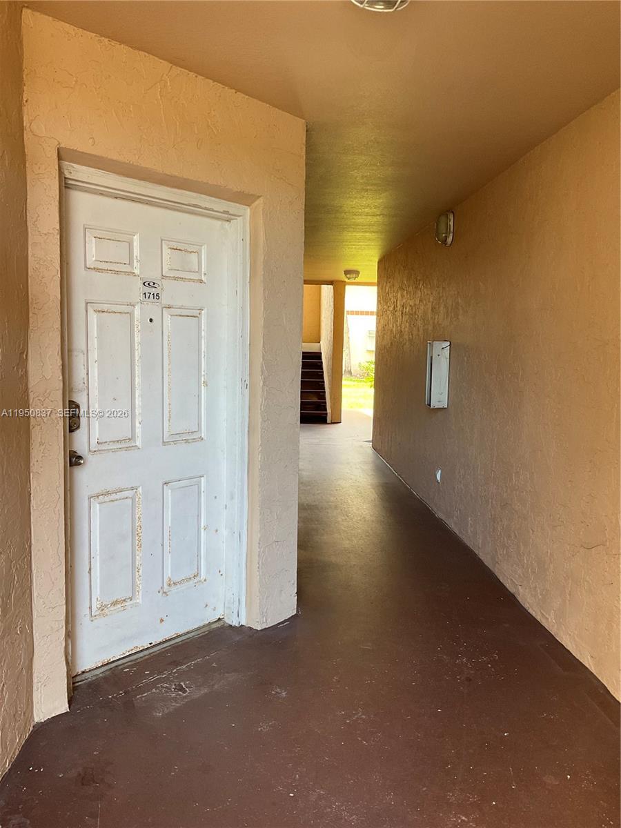CORAL KEY CONDO - Residential