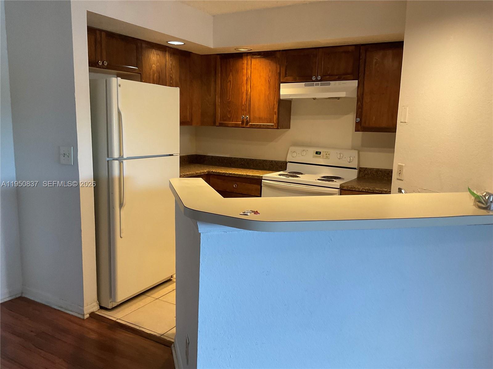 CORAL KEY CONDO - Residential