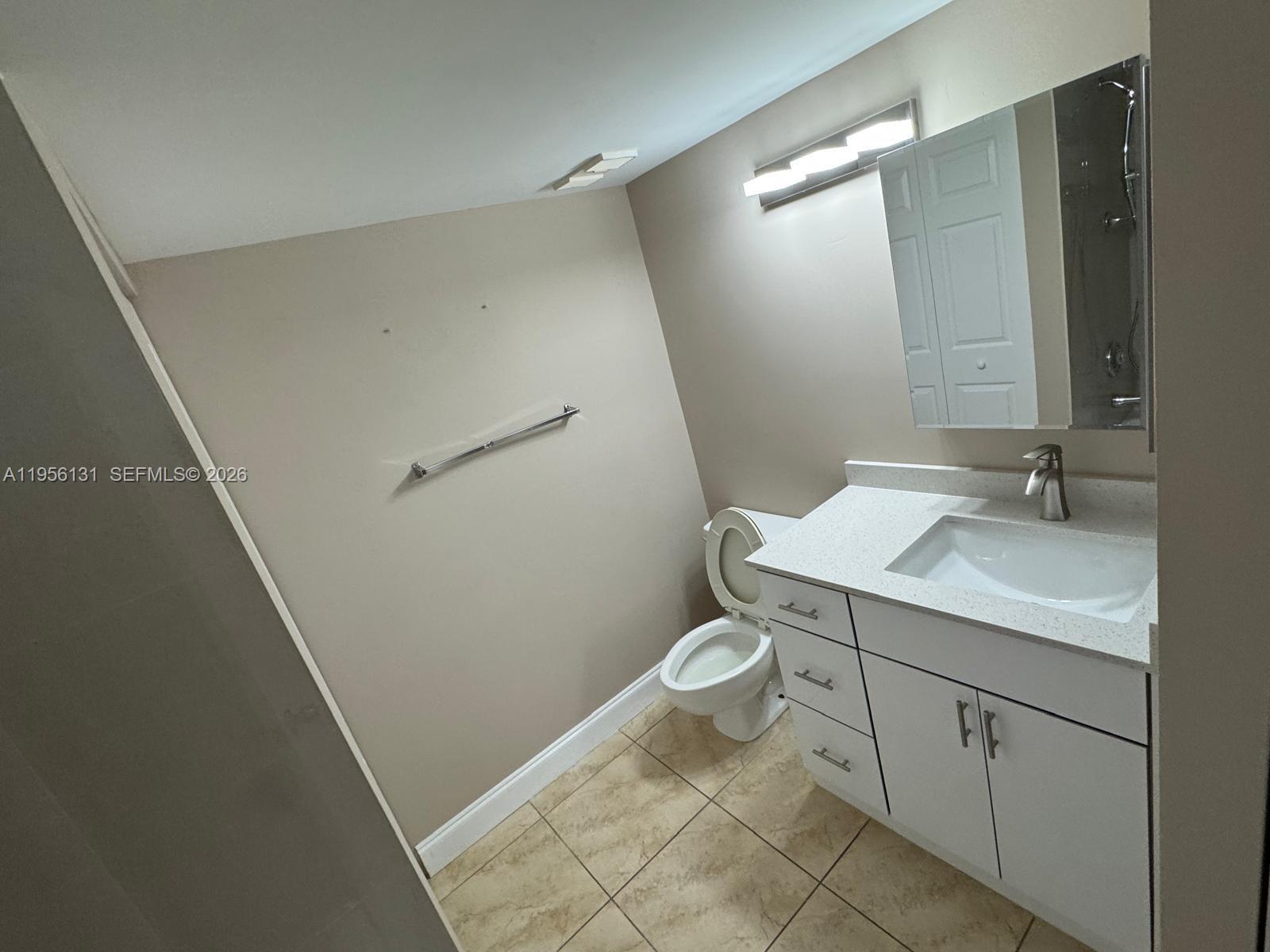 THE GREENS AT DORAL CONDO - Residential Lease