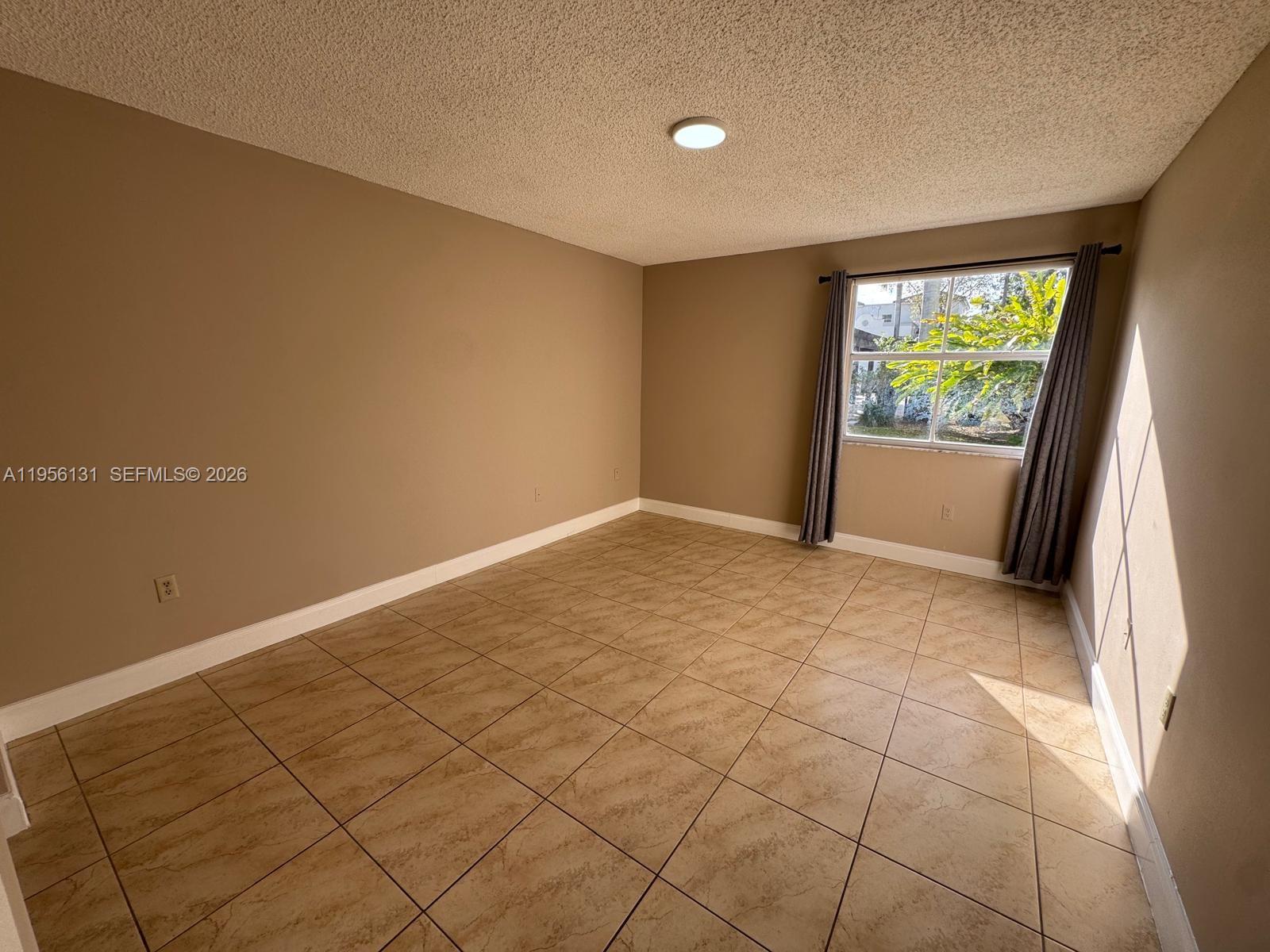 THE GREENS AT DORAL CONDO - Residential Lease