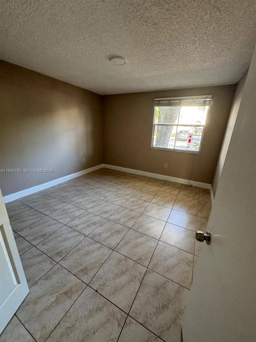 THE GREENS AT DORAL CONDO - Residential Lease