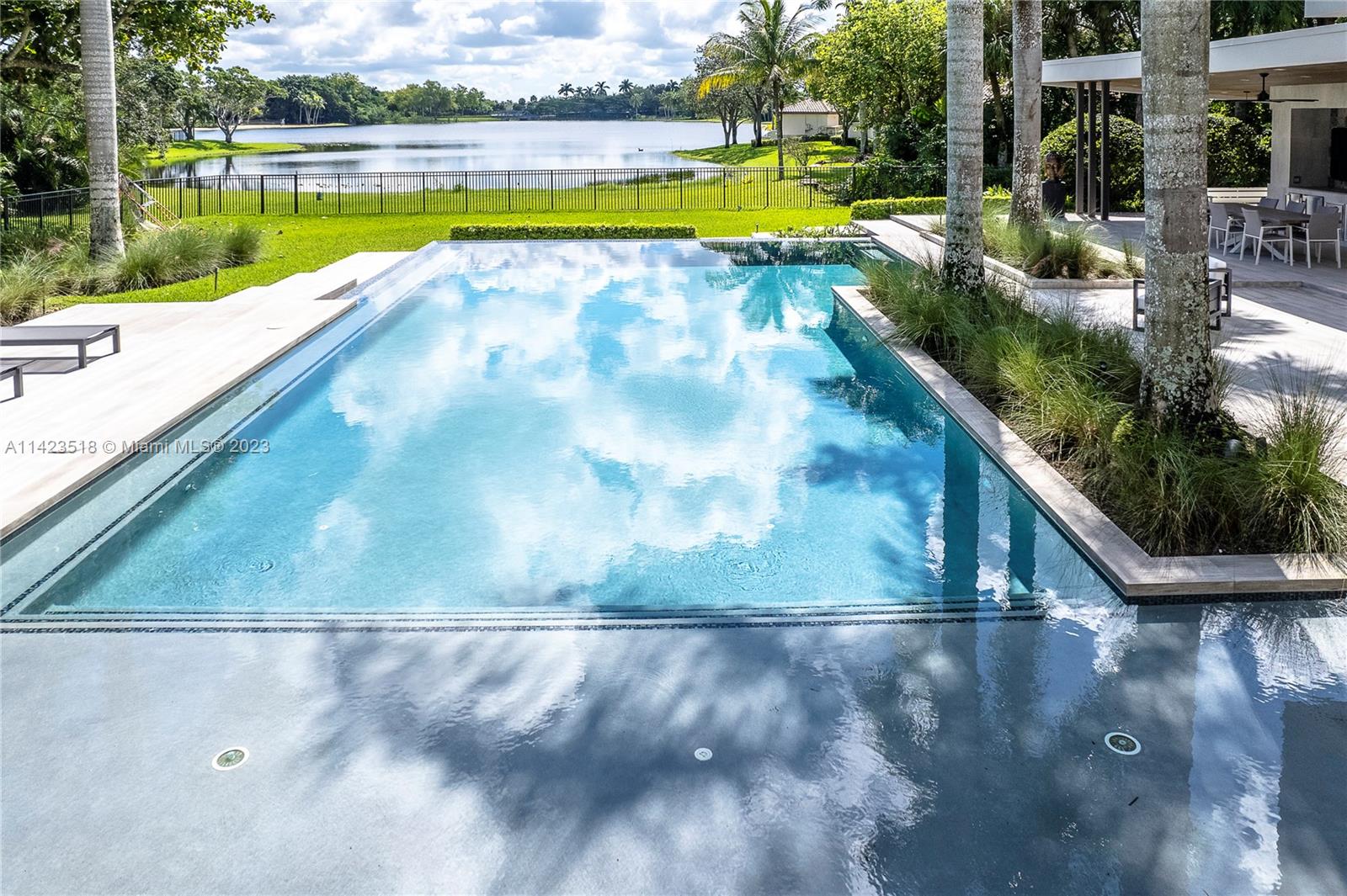 WINDMILL RANCH ESTATES - Residential