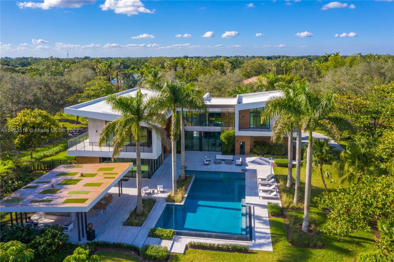 WINDMILL RANCH ESTATES - Residential