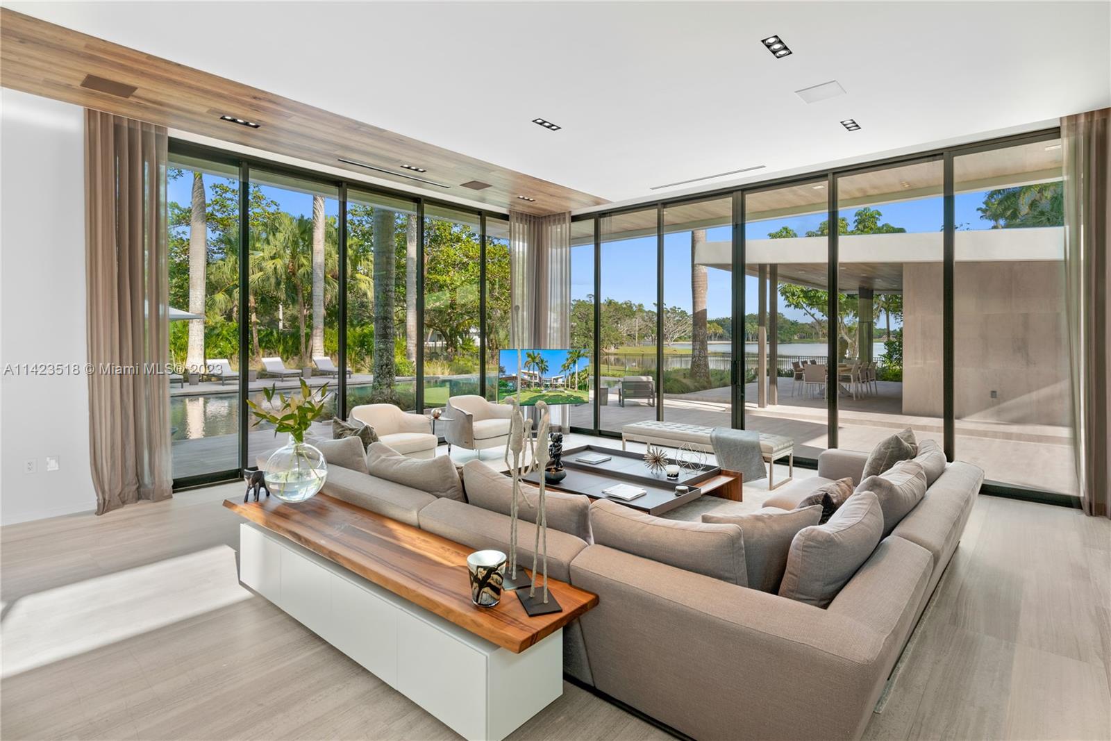 WINDMILL RANCH ESTATES - Residential