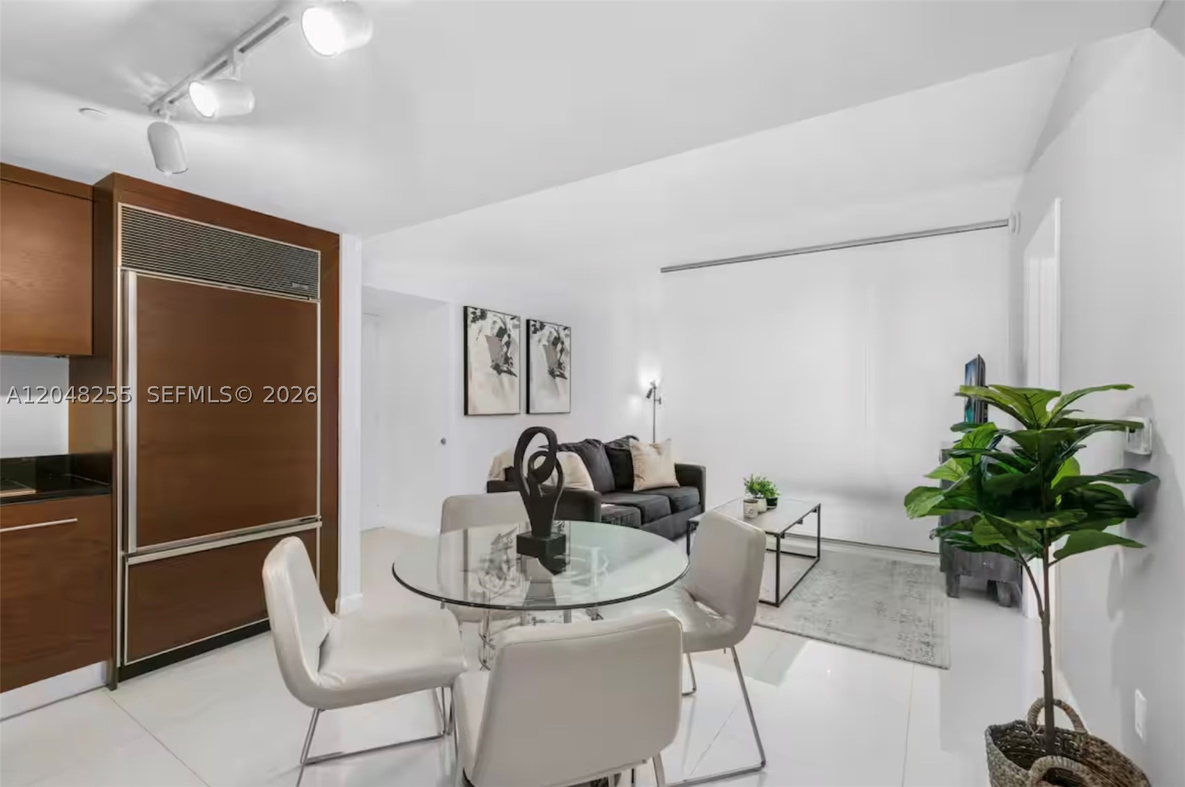 ICON BRICKELL CONDO NO 3 - Residential Lease