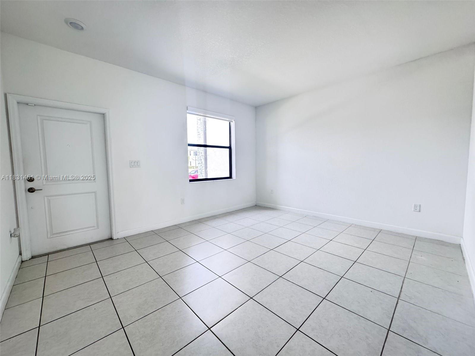 PINE ISLE - Residential Lease