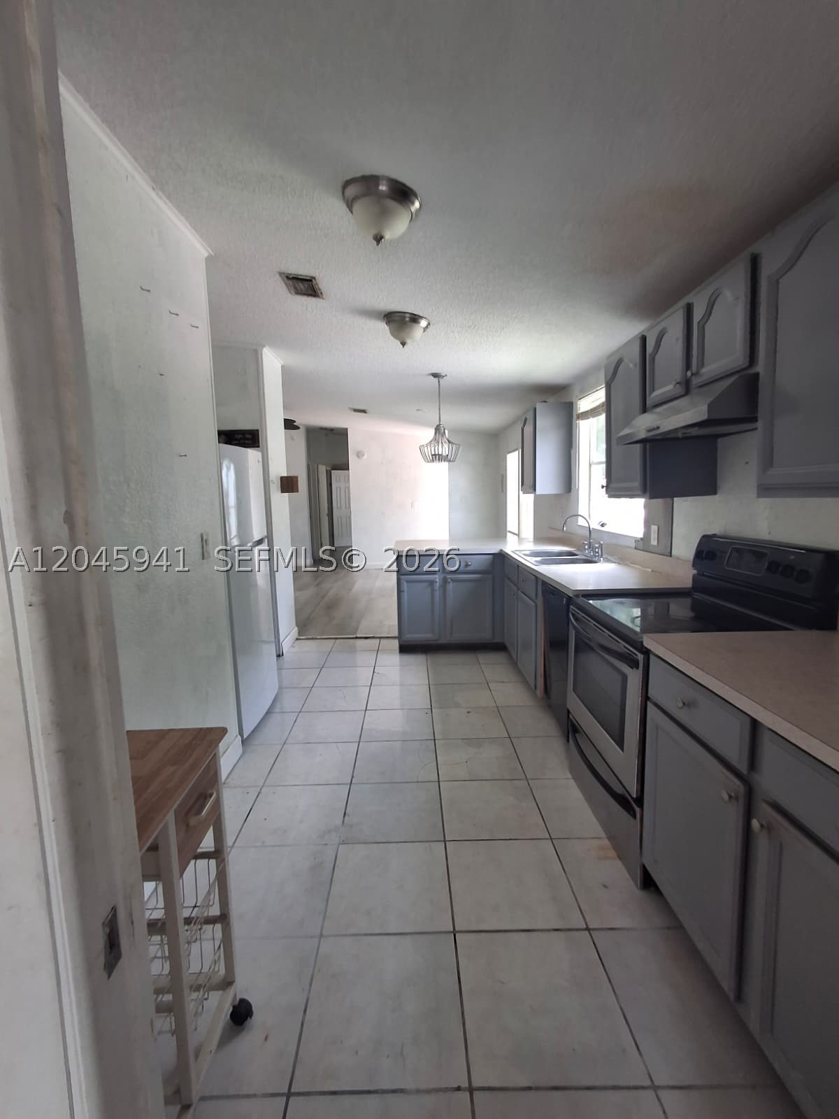 AMERICANA VILLAGE CONDO - Residential