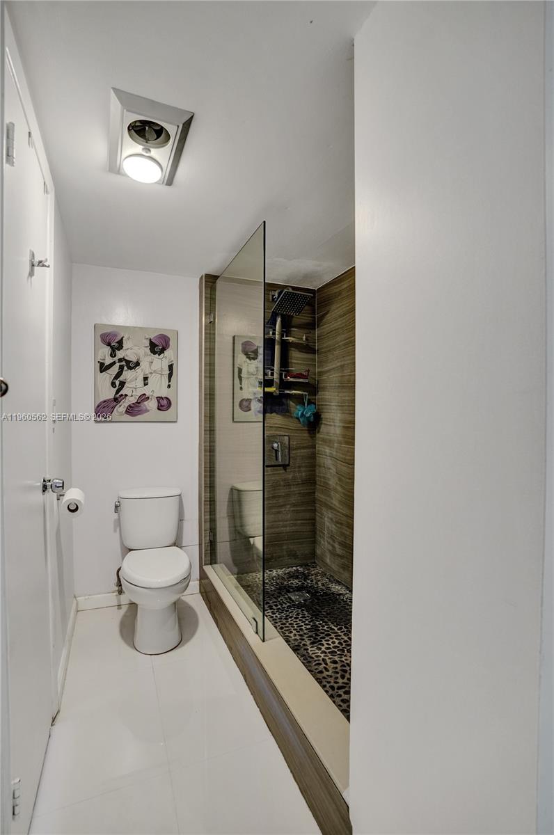 JOCKEY CLUB CONDO UNIT II - Residential Lease