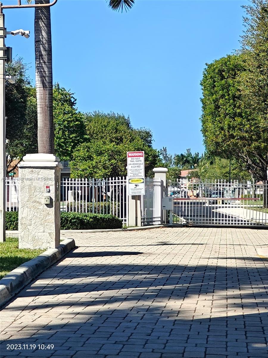 DORAL ISLES NORTH SEC TWO - Residential Lease