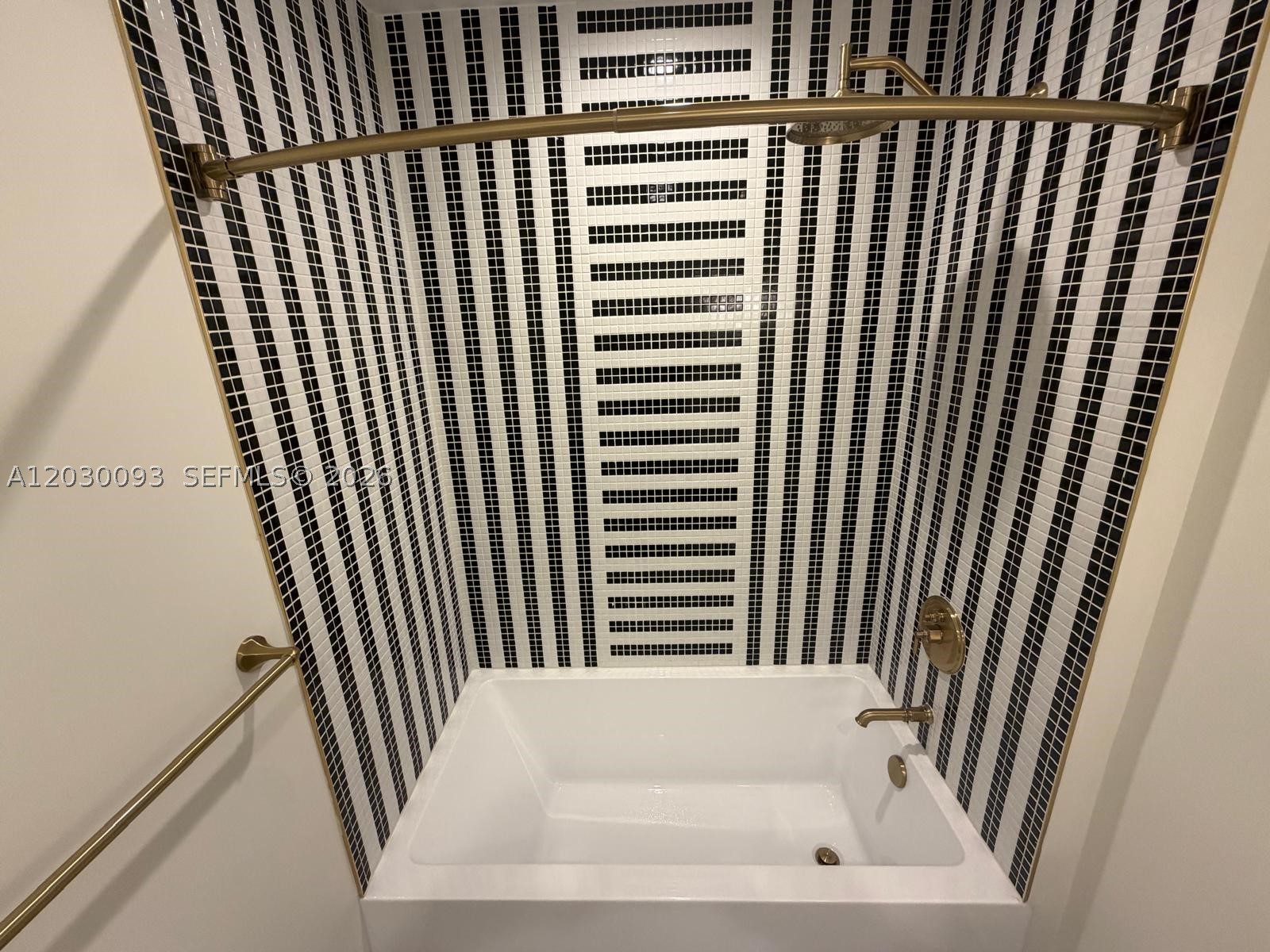 NOMAD WYNWOOD - Residential Lease